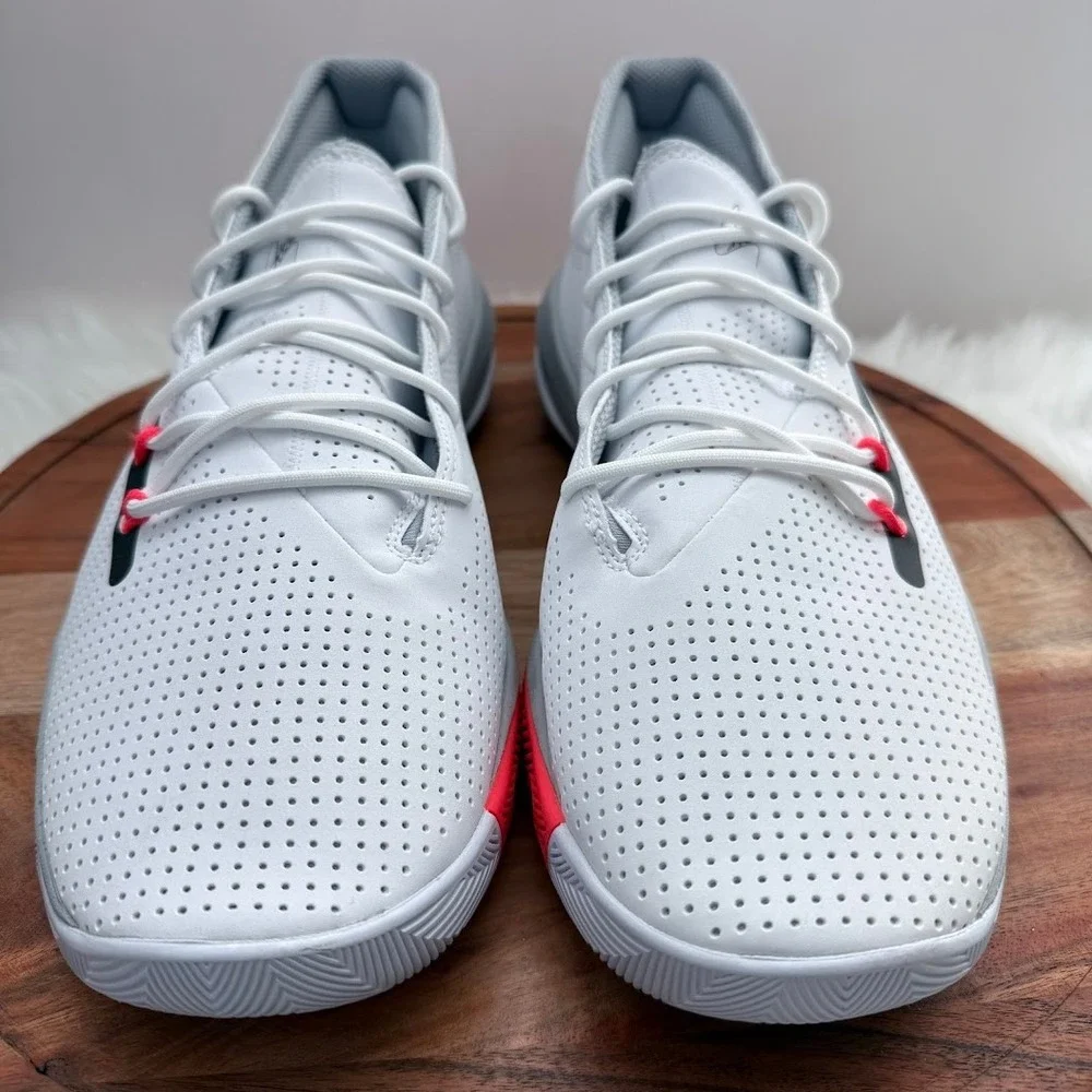 Under Armour Curry 3ZerO 3 Basketball 